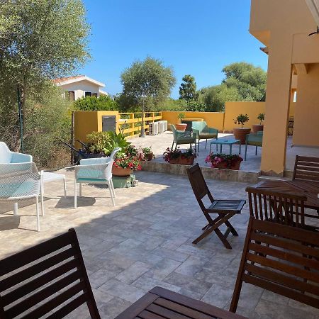 B&B Pettirosso Сан-Теодоро Экстерьер фото